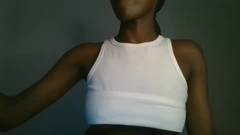 Snapshot of sly_rose chatting on 15, 12, 2025 sly_rose online show from 15, 12, 2025