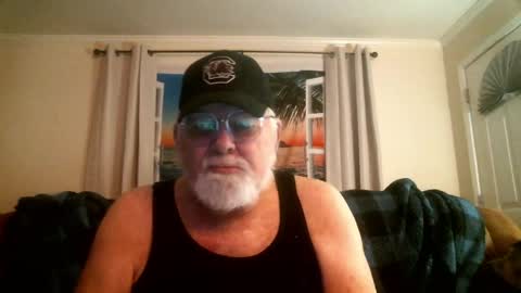 Snapshot of slydevil_sc chatting on 6, 4, 2026 Sly online show from 6, 4, 2026