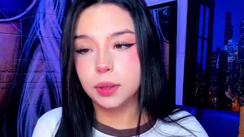 Snapshot of small__naughty chatting on 9, 12, 2024 Mariana Torres online show from 9, 12, 2024