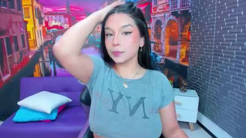 Mariana Torres online show from 5, 3, 2026