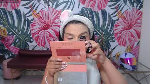 Snapshot of small__naughty chatting on 12, 4, 2026 Mariana Torres online show from 12, 4, 2026