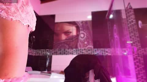 Snapshot of small_hot19 chatting on 10, 1, 2026 Small Hot19 online show from 10, 1, 2026