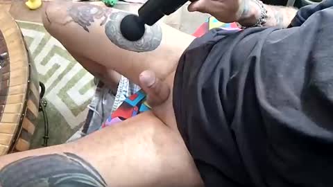 smallbutluvsbig online show from 10, 2, 2026