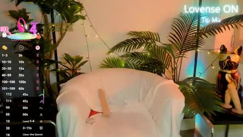 Snapshot of smallestgirlinchat chatting on 24, 10, 2025 smallestgirlinchat online show from 24, 10, 2025