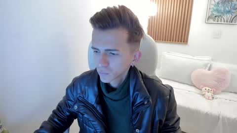 PETER online show from 4, 1, 2025