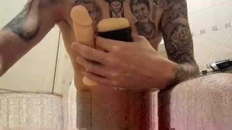 smallone8825 online show from 9, 11, 2025