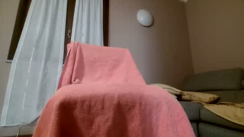 smallone8825 online show from 15, 6, 2026