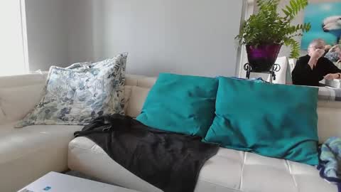 Daddy online show from 23, 2, 2025