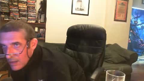 smallrichsw19 online show from 25, 9, 2025