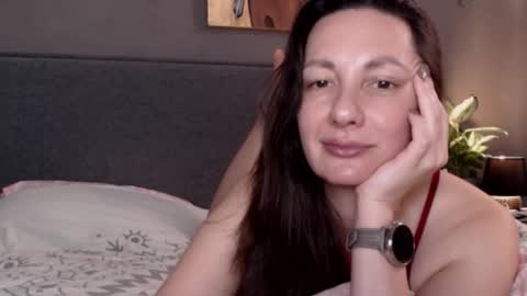 Snapshot of smalltittsbigsoul chatting on 31, 10, 2025 Anna no bbbbybybbabebyy just Anna. And dont call me mom please. online show from 31, 10, 2025