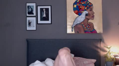 Snapshot of smalltittsbigsoul chatting on 3, 12, 2025 Anna no bbbbybybbabebyy just Anna. And dont call me mom please. online show from 3, 12, 2025