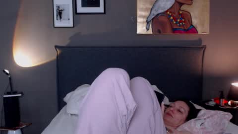 Snapshot of smalltittsbigsoul chatting on 1, 3, 2026 Anna no bbbbybybbabebyy just Anna. And dont call me mom please. online show from 1, 3, 2026