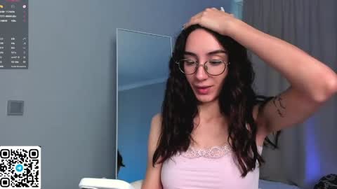 Elizabeth online show from 13, 4, 2026