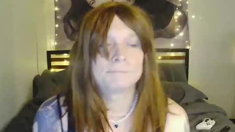 SmashingSamantha online show from 5, 10, 2025