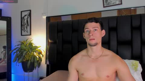 Jade Smiith online show from 24, 11, 2025