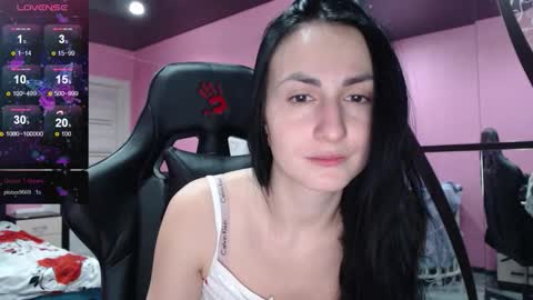 smile_cute_fox online show from 21, 11, 2025