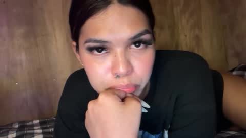 Snapshot of smile_sunshinex chatting on 25, 10, 2025 call me sunshine online show from 25, 10, 2025