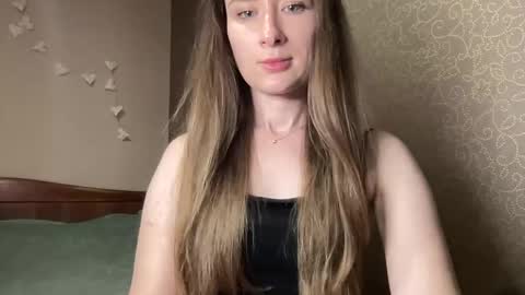 Snapshot of smilequeen_ chatting on 7, 10, 2025 smilequeen_ online show from 7, 10, 2025