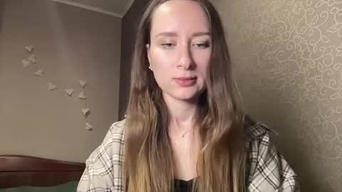 Snapshot of smilequeen_ chatting on 14, 10, 2025 smilequeen_ online show from 14, 10, 2025