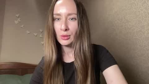 Snapshot of smilequeen_ chatting on 18, 10, 2025 smilequeen_ online show from 18, 10, 2025