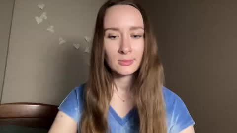 Snapshot of smilequeen_ chatting on 25, 10, 2025 smilequeen_ online show from 25, 10, 2025