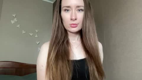 Snapshot of smilequeen_ chatting on 26, 10, 2025 smilequeen_ online show from 26, 10, 2025