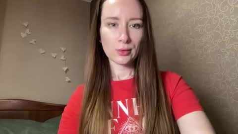 Snapshot of smilequeen_ chatting on 29, 10, 2025 smilequeen_ online show from 29, 10, 2025