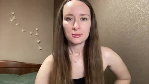 Snapshot of smilequeen_ chatting on 3, 11, 2025 smilequeen_ online show from 3, 11, 2025