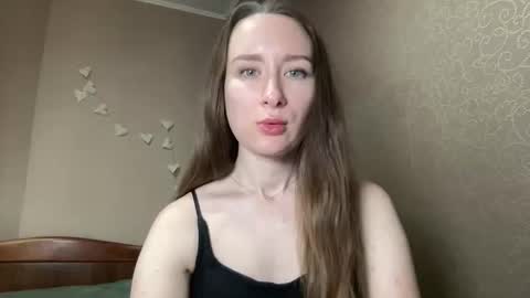 Snapshot of smilequeen_ chatting on 9, 11, 2025 smilequeen_ online show from 9, 11, 2025