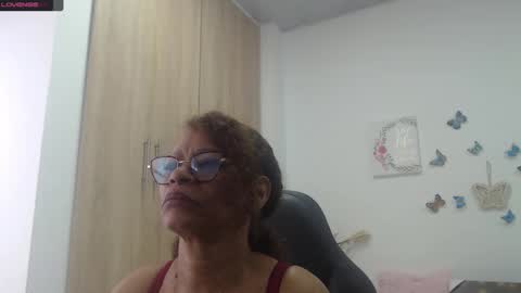 Smileth online show from 1, 3, 2025