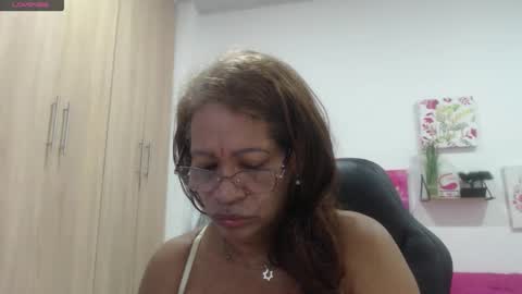 Smileth online show from 1, 2, 2026