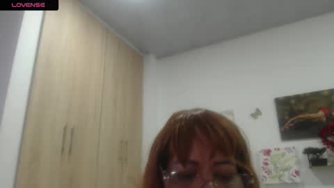 Snapshot of smilet_milf chatting on 1, 4, 2026 Smileth online show from 1, 4, 2026