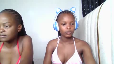 Snapshot of smiley_luv1 chatting on 17, 2, 2026 smiley luv1 online show from 17, 2, 2026