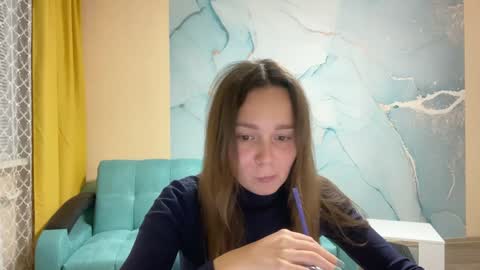 smiling_riddle online show from 5, 12, 2024