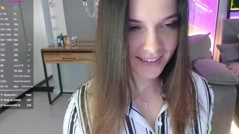 Snapshot of smilym chatting on 13, 12, 2024 smilym online show from 13, 12, 2024