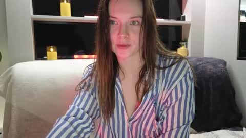 Snapshot of smilym chatting on 9, 11, 2025 smilym online show from 9, 11, 2025