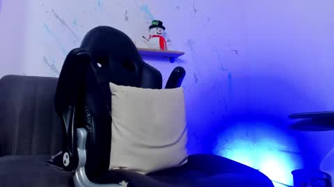 Snapshot of smitgrey chatting on 4, 1, 2025 SMIT online show from 4, 1, 2025