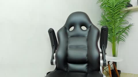 Snapshot of smitgrey chatting on 8, 1, 2025 SMIT online show from 8, 1, 2025