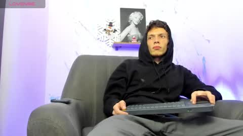 Snapshot of smitgrey chatting on 13, 1, 2025 SMIT online show from 13, 1, 2025