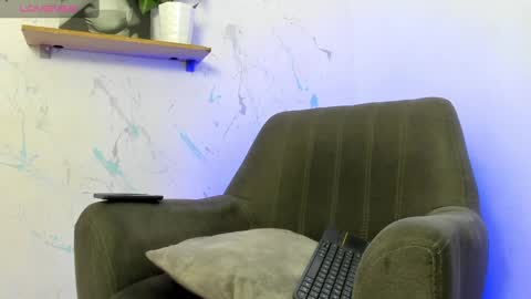 Snapshot of smitgrey chatting on 14, 1, 2025 SMIT online show from 14, 1, 2025