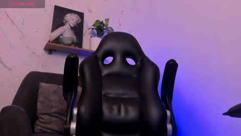 Snapshot of smitgrey chatting on 18, 2, 2025 SMIT online show from 18, 2, 2025