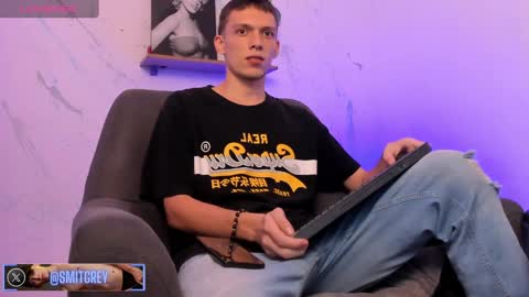 Snapshot of smitgrey chatting on 19, 2, 2025 SMIT online show from 19, 2, 2025