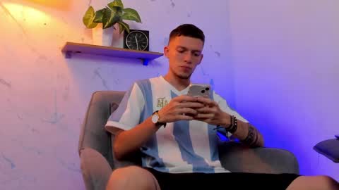 Snapshot of smitgrey chatting on 11, 9, 2025 SMIT online show from 11, 9, 2025