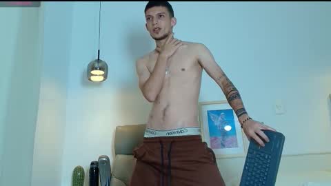 Snapshot of smitgrey chatting on 9, 10, 2025 SMIT online show from 9, 10, 2025