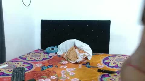 Snapshot of smith_and_mia chatting on 3, 2, 2026 Smith y Mia online show from 3, 2, 2026