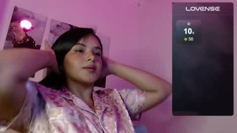 nina online show from 14, 4, 2026