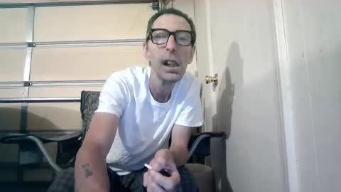 Snapshot of smkforme chatting on 1, 10, 2025 smoke-4-me online show from 1, 10, 2025