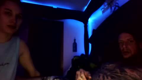 Snapshot of smokeandchic chatting on 24, 2, 2025 smokeandchic online show from 24, 2, 2025