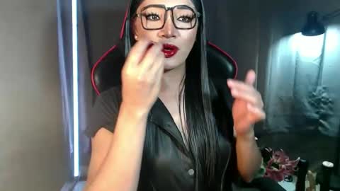 Snapshot of smokeprincess chatting on 5, 12, 2025 Amanda online show from 5, 12, 2025