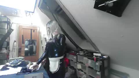 smokeslut365 online show from 30, 9, 2025